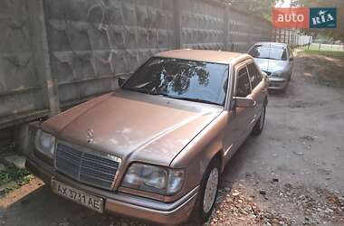 Седан Mercedes-Benz E-Class 1989 в Харкові