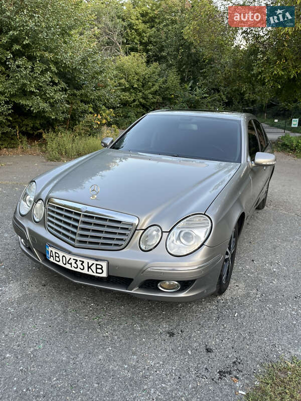 Mercedes-Benz E-Class 2008