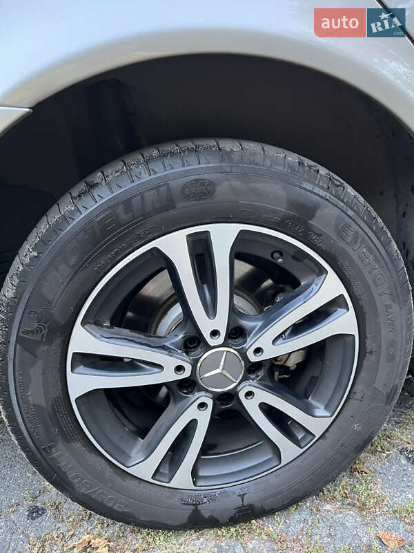 Седан Mercedes-Benz E-Class 2008 в Киеве