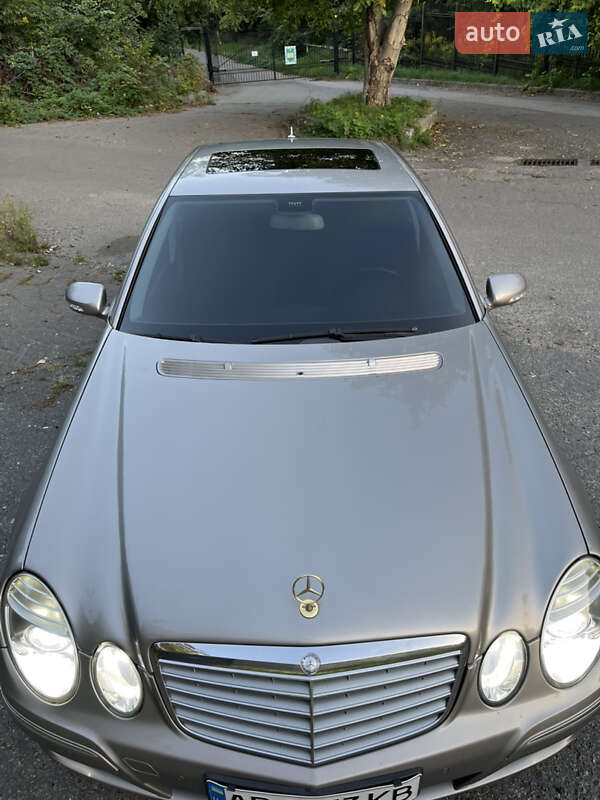 Седан Mercedes-Benz E-Class 2008 в Киеве