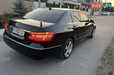Седан Mercedes-Benz E-Class 2009 в Ужгороде