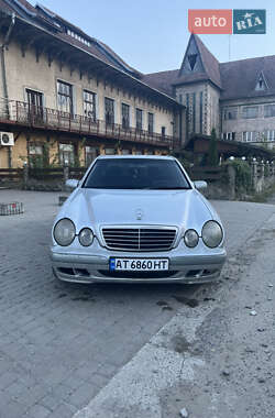 Седан Mercedes-Benz E-Class 2001 в Коломые