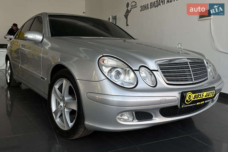 Седан Mercedes-Benz E-Class 2002 в 