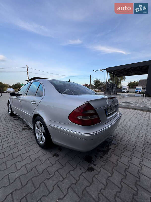 Седан Mercedes-Benz E-Class 2002 в Калуше