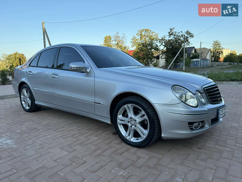 Седан Mercedes-Benz E-Class 2008 в Новоднестровске