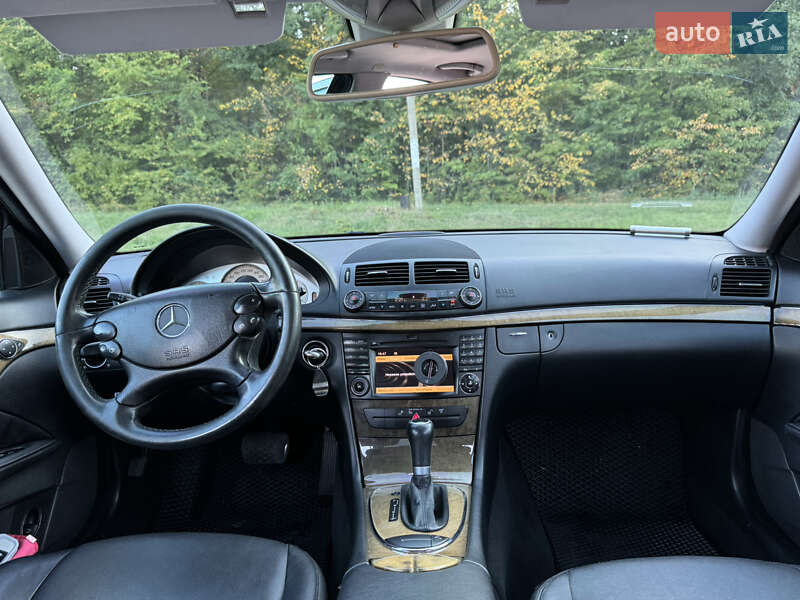 Седан Mercedes-Benz E-Class 2008 в Новоднестровске