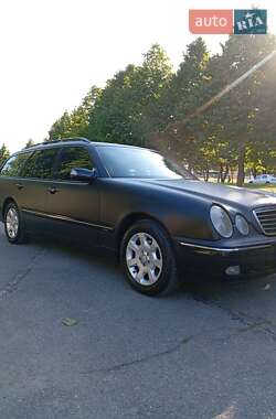 Универсал Mercedes-Benz E-Class 2002 в 