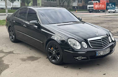 Седан Mercedes-Benz E-Class 2008 в Дрогобичі
