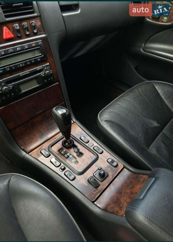 Седан Mercedes-Benz E-Class 2000 в Хмельницком