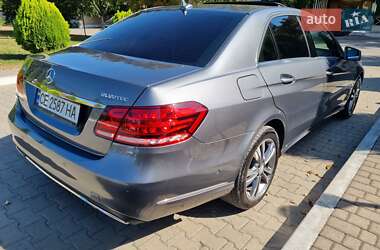 Седан Mercedes-Benz E-Class 2015 в  фото 11 Седан Mercedes-Benz E-Class 2015 в