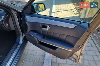 Седан Mercedes-Benz E-Class 2015 в  фото 28 Седан Mercedes-Benz E-Class 2015 в