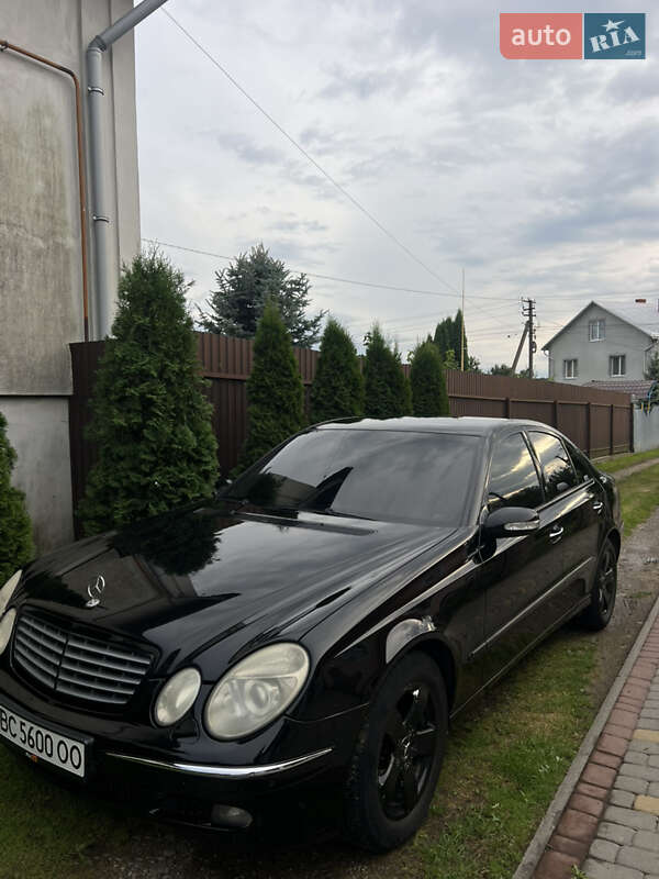 Седан Mercedes-Benz E-Class 2006 в 
