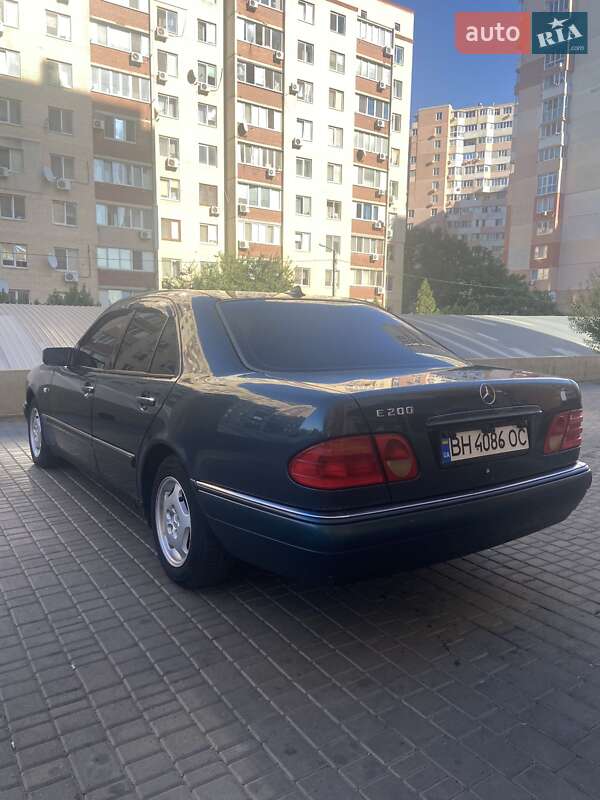 Седан Mercedes-Benz E-Class 1999 в Одессе