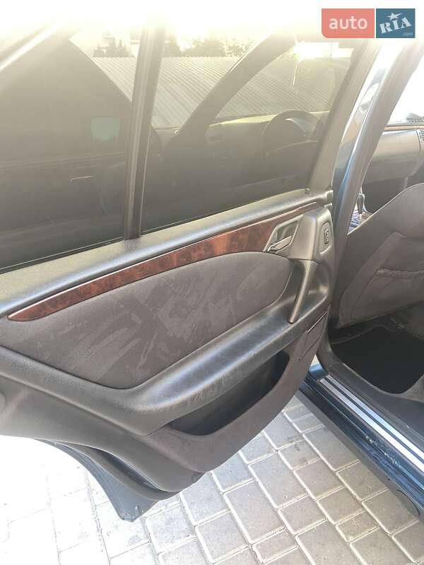 Седан Mercedes-Benz E-Class 1999 в Одессе