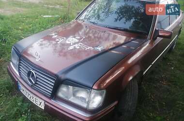 Седан Mercedes-Benz E-Class 1993 в Славуте