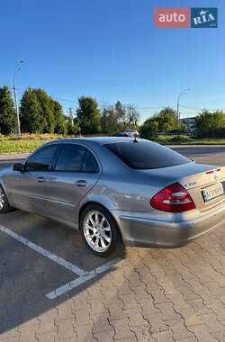 Седан Mercedes-Benz E-Class 2006 в 