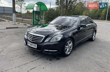 Седан Mercedes-Benz E-Class 2011 в Запорожье