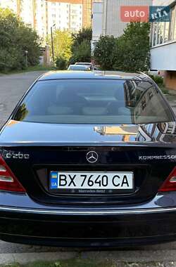 Седан Mercedes-Benz E-Class 2000 в 