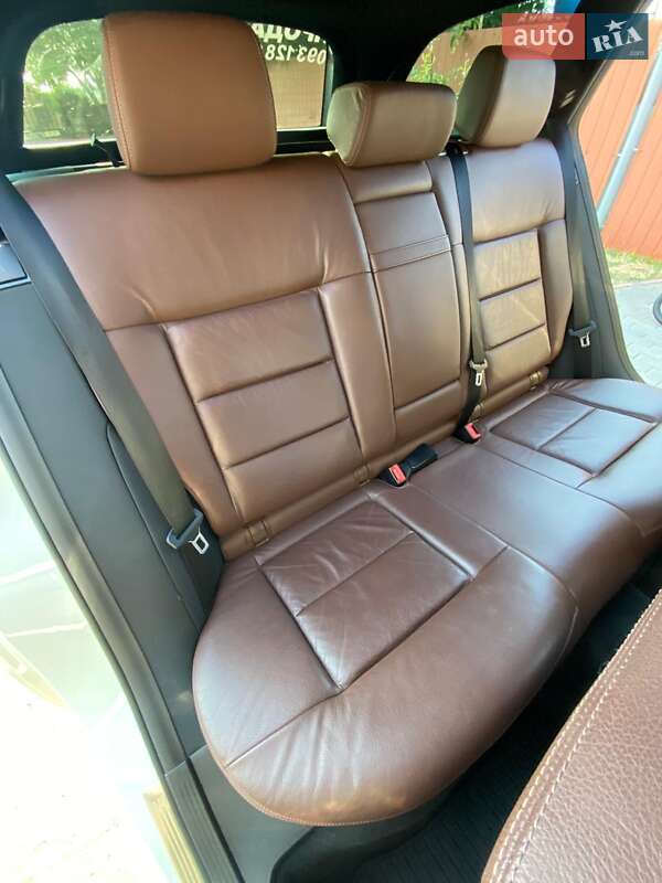 Універсал Mercedes-Benz E-Class 2010 в Южному