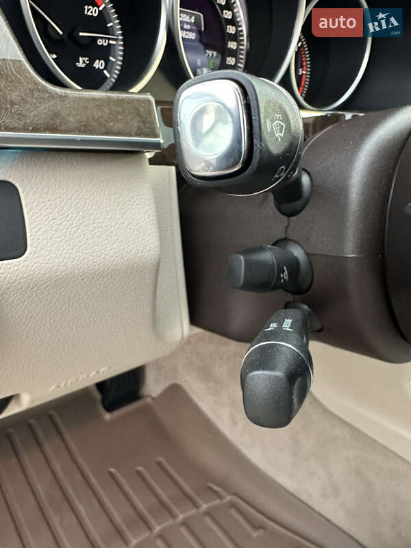 Седан Mercedes-Benz E-Class 2013 в Ивано-Франковске