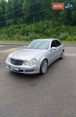 Седан Mercedes-Benz E-Class 2008 в Долине