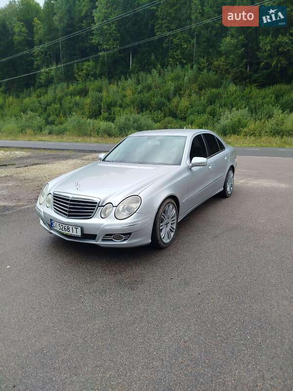 Mercedes-Benz E-Class 2008