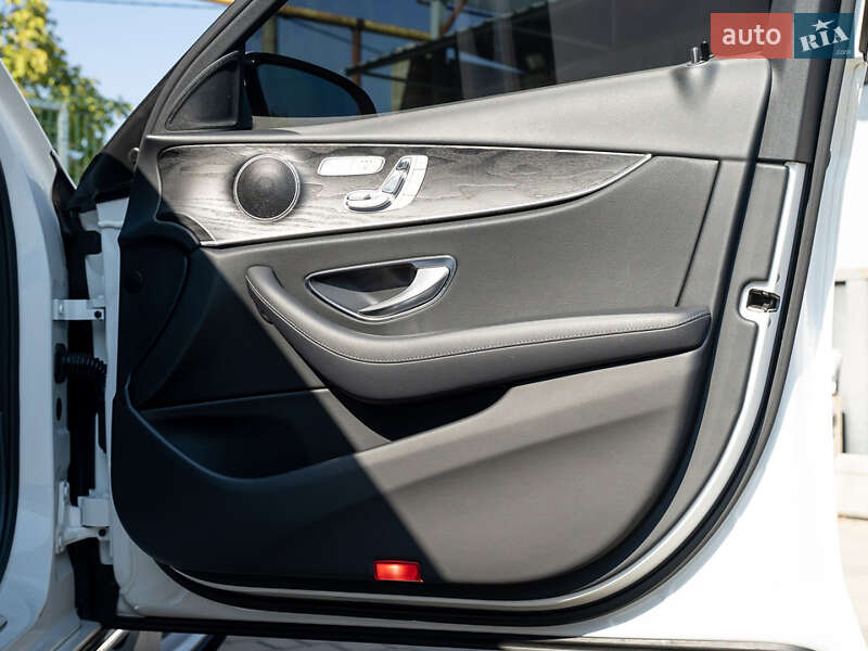 Седан Mercedes-Benz E-Class 2017 в Одесі