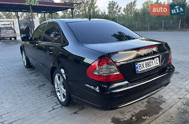 Седан Mercedes-Benz E-Class 2008 в 
