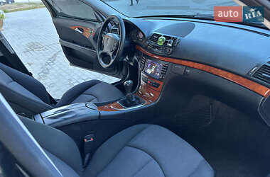 Седан Mercedes-Benz E-Class 2008 в 