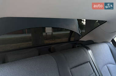 Седан Mercedes-Benz E-Class 2008 в 