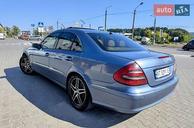 Седан Mercedes-Benz E-Class 2004 в 
