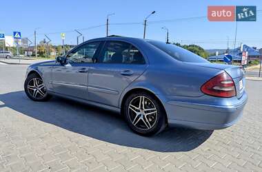 Седан Mercedes-Benz E-Class 2004 в Івано-Франківську