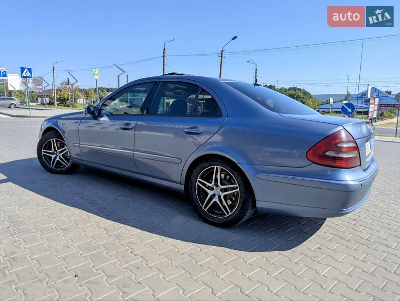 Mercedes-Benz E-Class 2004