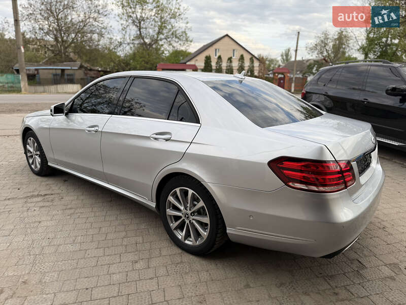 Седан Mercedes-Benz E-Class 2014 в Николаеве фото 5 Седан Mercedes-Benz E-Class 2014 в Николаеве