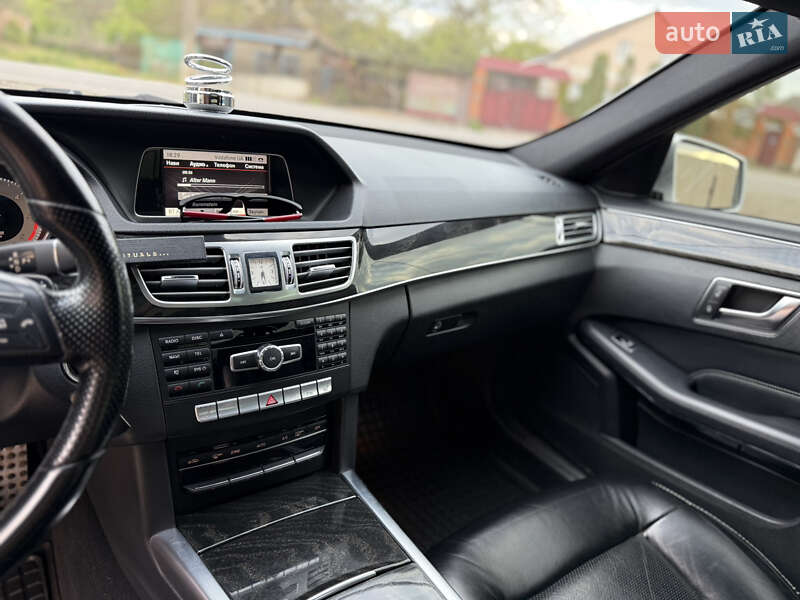 Седан Mercedes-Benz E-Class 2014 в Николаеве фото 22 Седан Mercedes-Benz E-Class 2014 в Николаеве