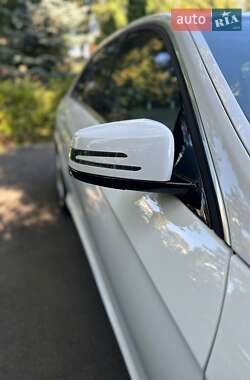 Седан Mercedes-Benz E-Class 2015 в 
