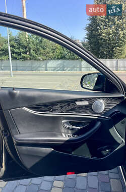 Универсал Mercedes-Benz E-Class 2017 в 