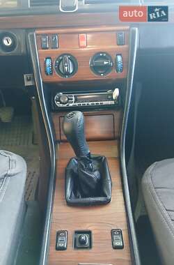 Седан Mercedes-Benz E-Class 1993 в 