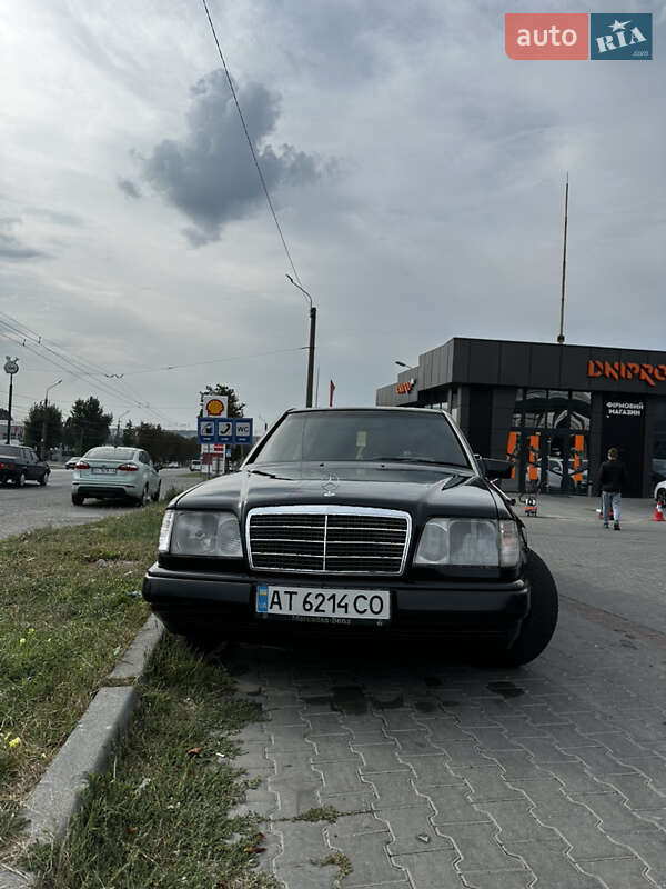 Mercedes-Benz E-Class 1995