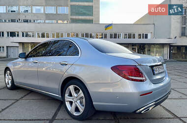 Седан Mercedes-Benz E-Class 2016 в 