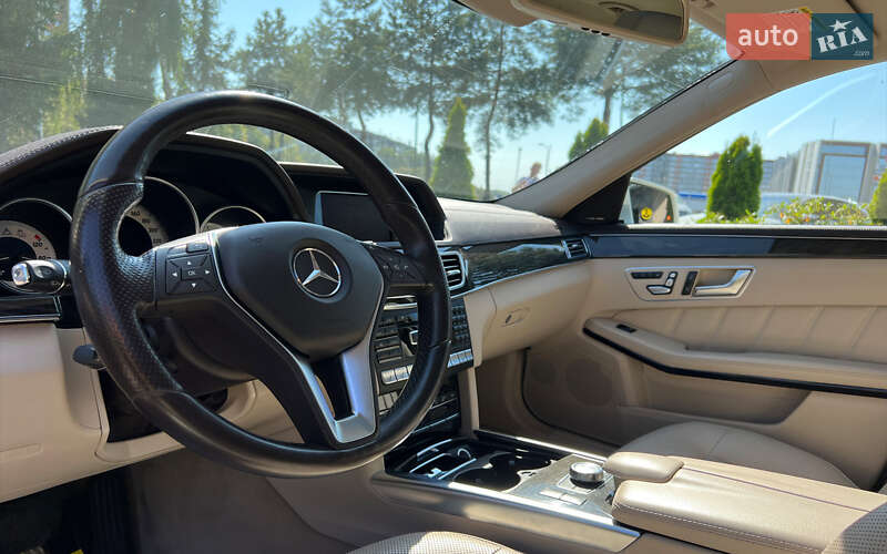 Седан Mercedes-Benz E-Class 2014 в Львове