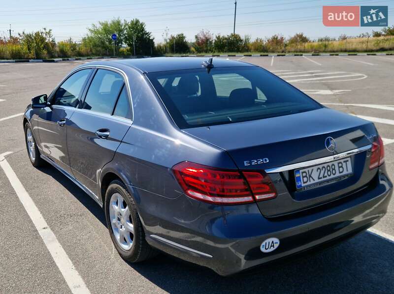Седан Mercedes-Benz E-Class 2015 в Ровно