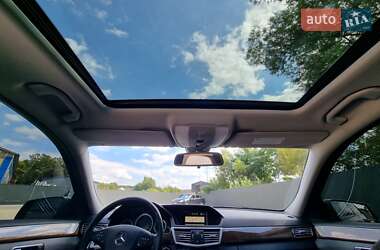 Седан Mercedes-Benz E-Class 2010 в 