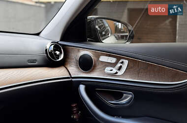 Седан Mercedes-Benz E-Class 2018 в 