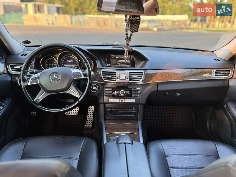 Седан Mercedes-Benz E-Class 2013 в Чернигове фото 6 Седан Mercedes-Benz E-Class 2013 в Чернигове
