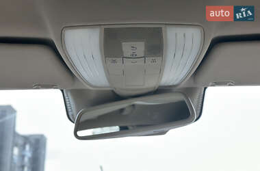 Седан Mercedes-Benz E-Class 2013 в 