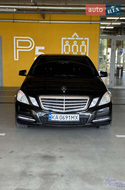 Седан Mercedes-Benz E-Class 2012 в 