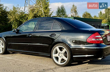Седан Mercedes-Benz E-Class 2004 в Києві