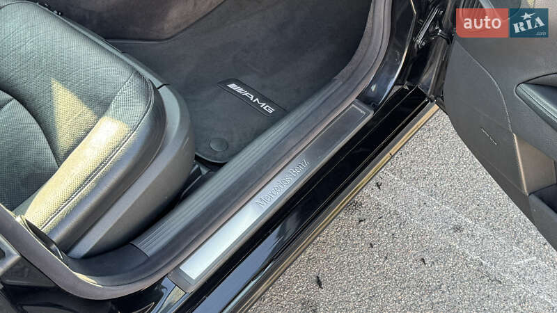 Седан Mercedes-Benz E-Class 2004 в Киеве