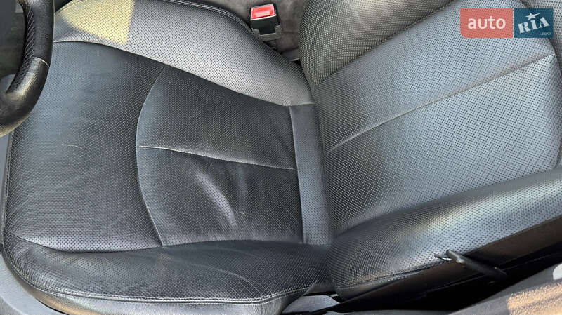 Седан Mercedes-Benz E-Class 2004 в Киеве